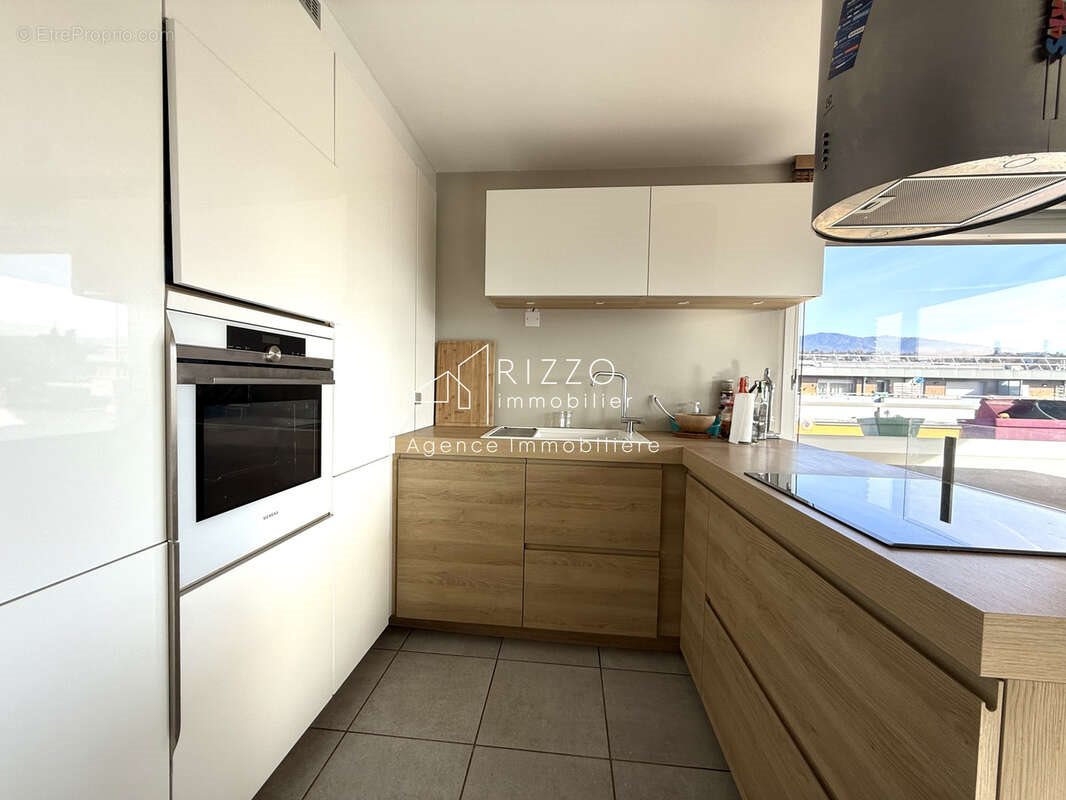 Appartement à vendre, 70m², Vétraz-Monthoux