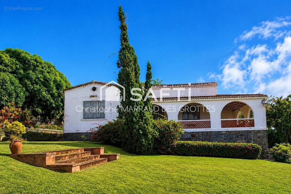 Maison à vendre, 253m², Fort-de-France