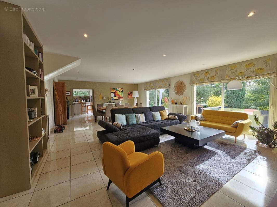 Maison à vendre, 245m², Cholet