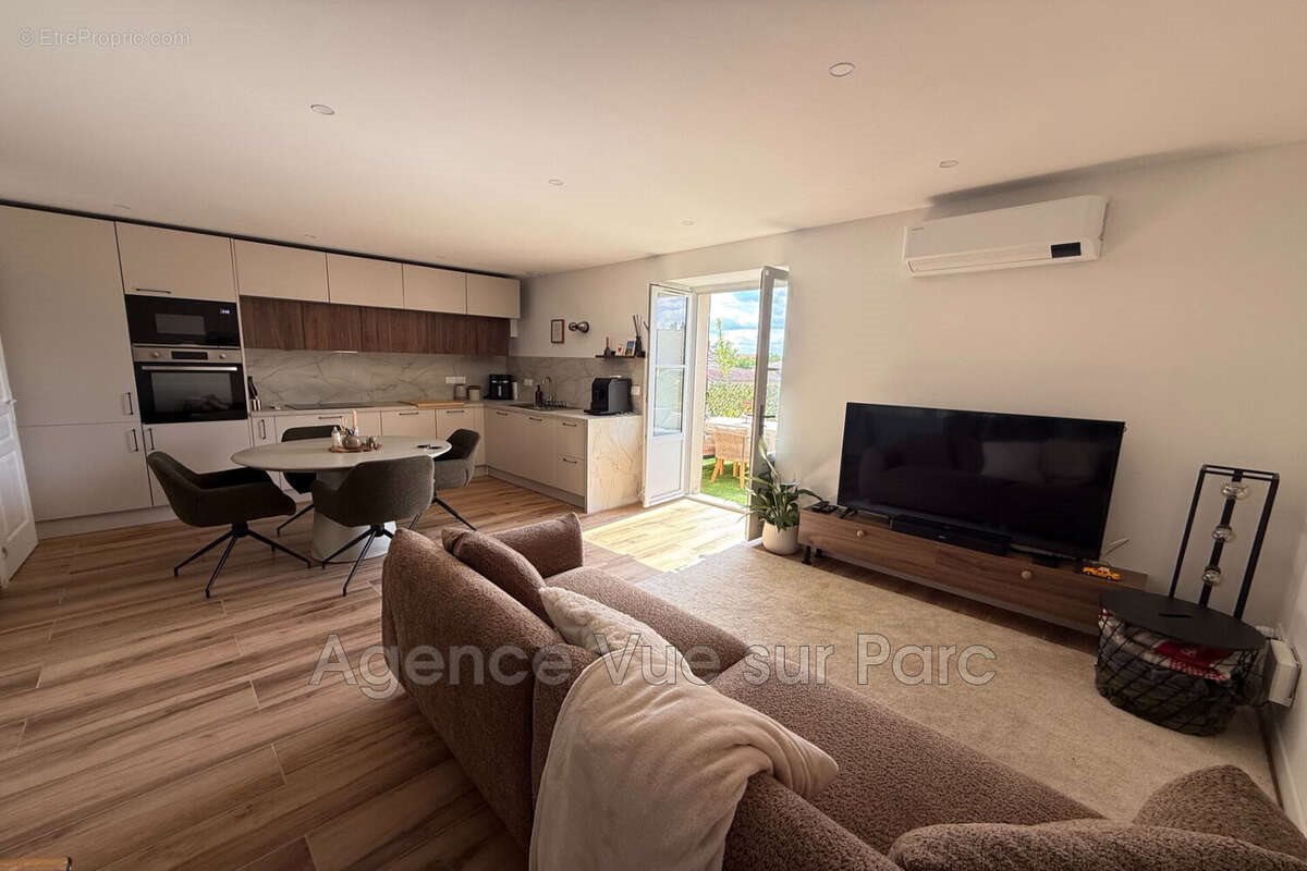 Appartement à vendre, 85m², Chaponost