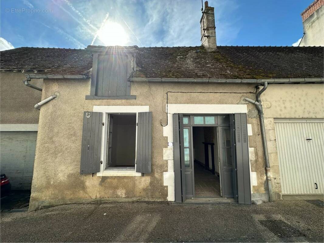 Maison à vendre, 57m², La Trimouille
