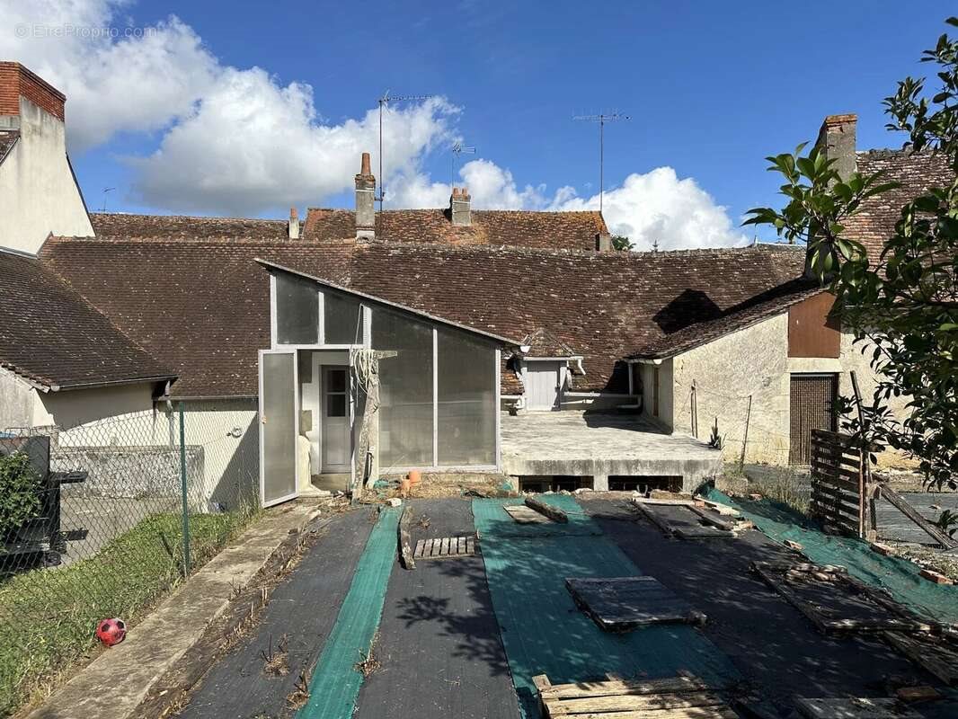 Maison à vendre, 57m², La Trimouille