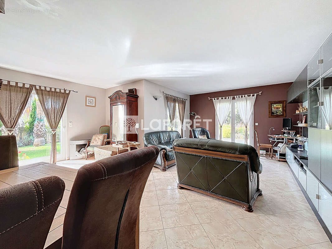 Maison à vendre, 171m², Laurens