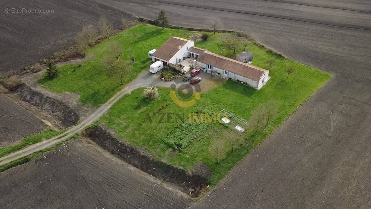 Maison à vendre, 164m², Chaillé-les-Marais