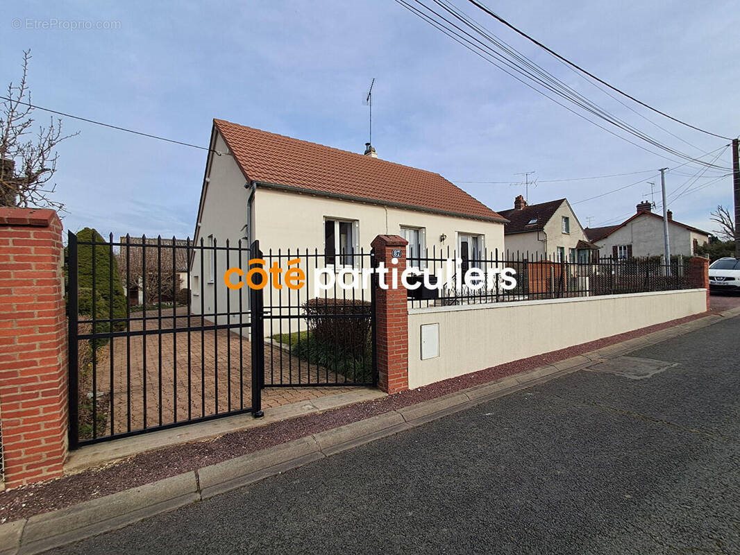 Maison à vendre, 78m², Amilly