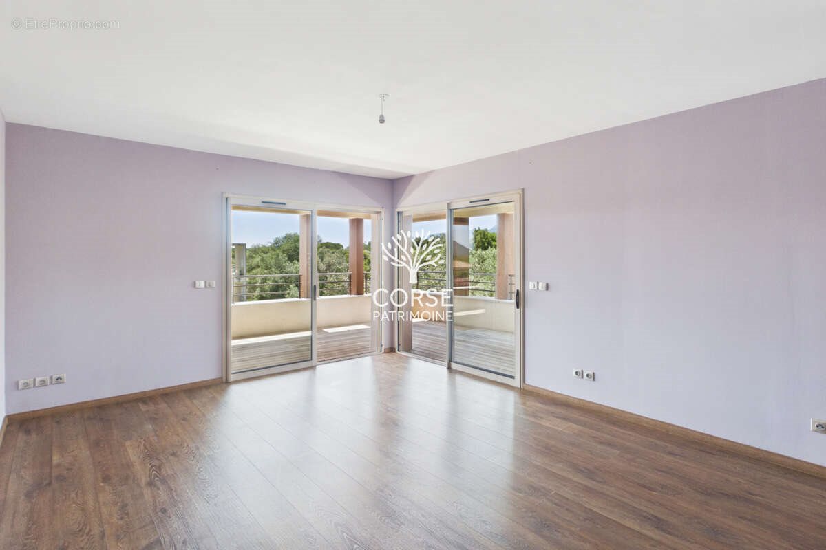Appartement à vendre, 74m², Porto-Vecchio