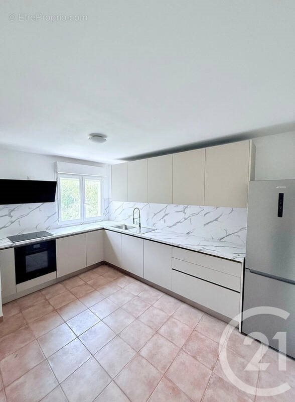 Appartement à vendre, 65m², San-Martino-di-Lota