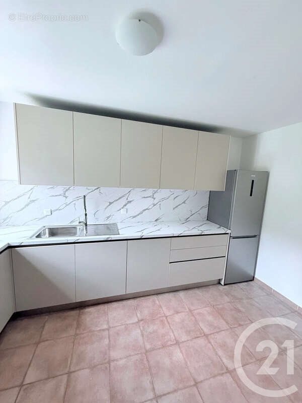 Appartement à vendre, 65m², San-Martino-di-Lota