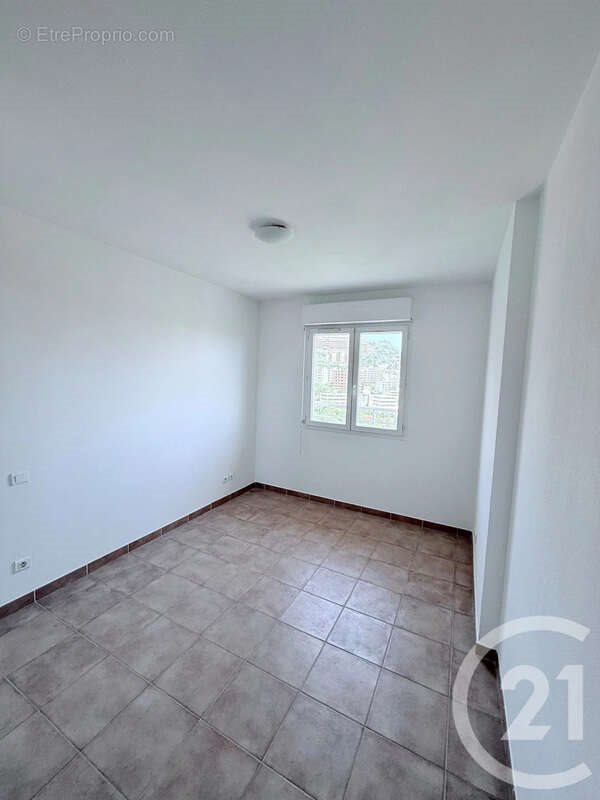 Appartement à vendre, 65m², San-Martino-di-Lota
