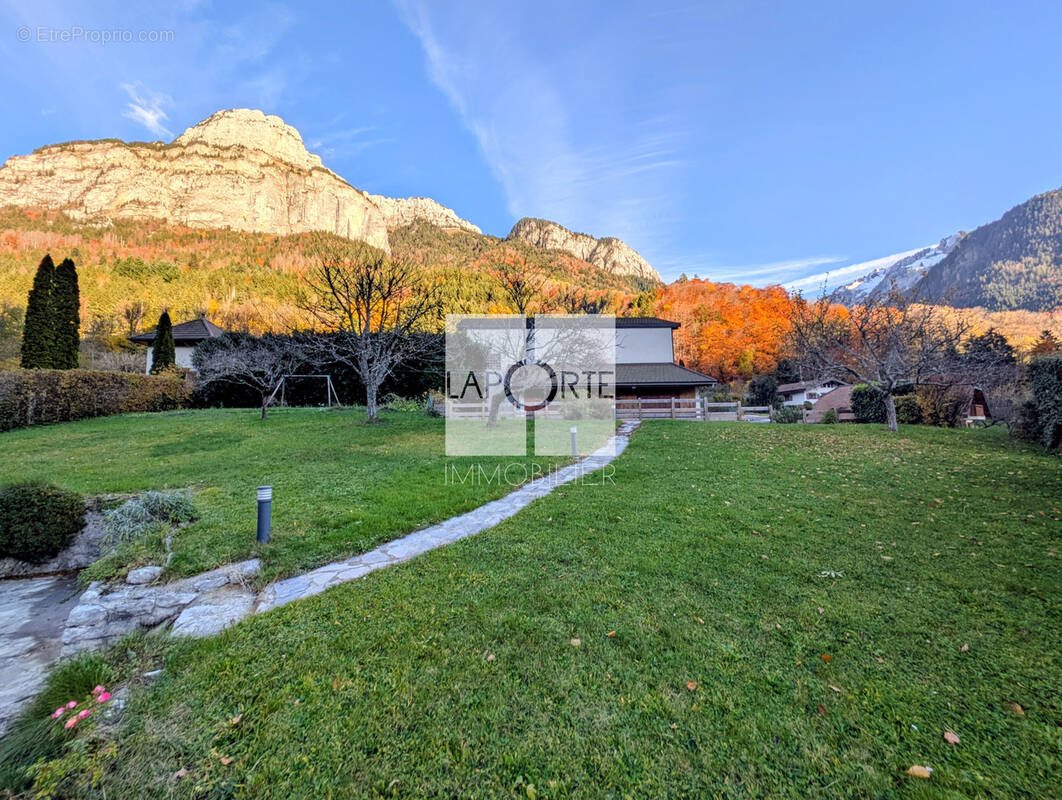 Maison à vendre, 177m², Bonneville