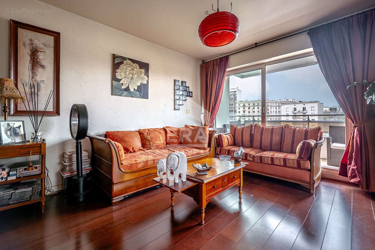 Appartement à vendre, 81m², Courbevoie