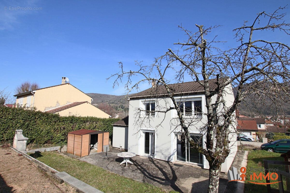 Maison à vendre, 97m², Lagnieu
