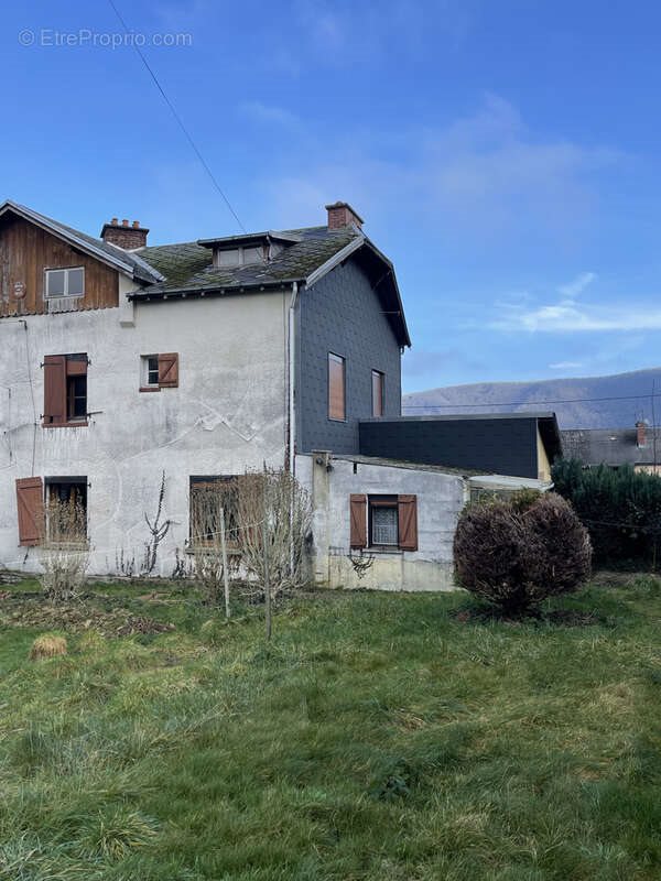 Maison à vendre, 64m², Fumay