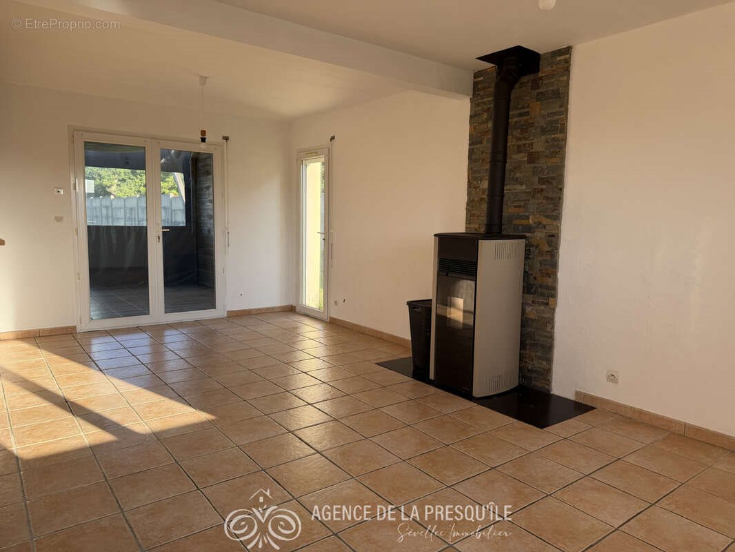 Maison à vendre, 81m², Crozon