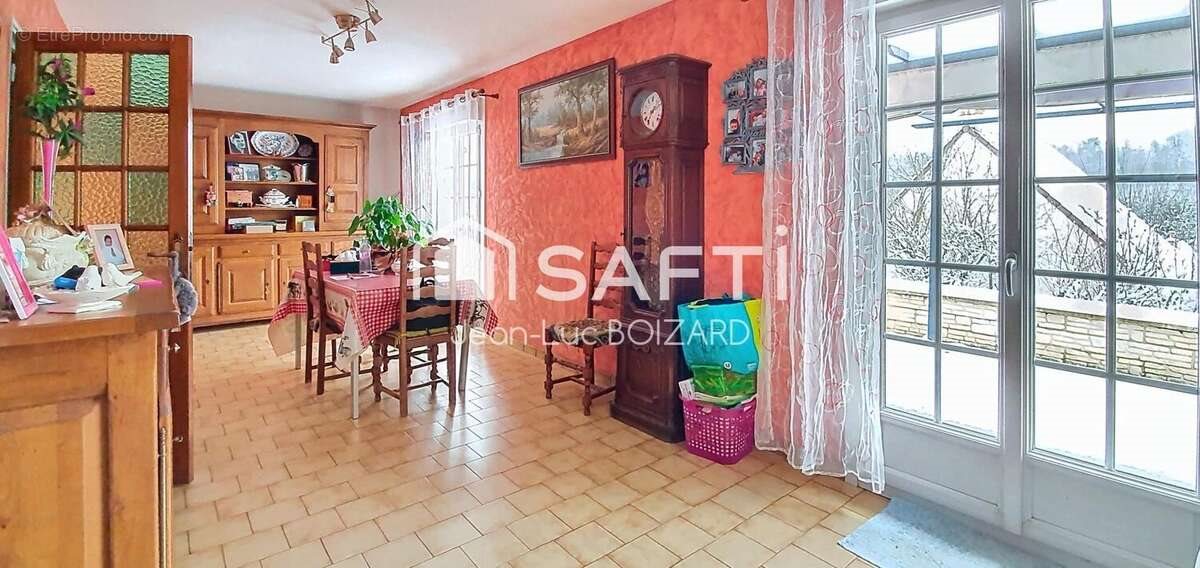 Maison à vendre, 83m², Lisieux