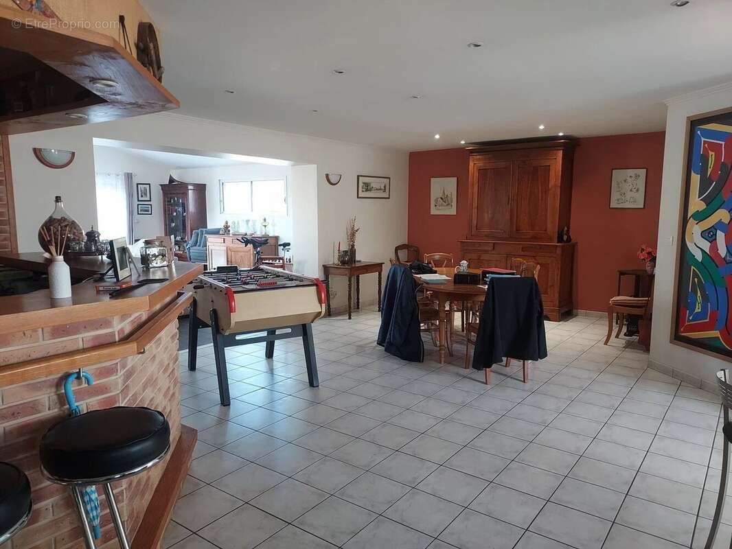 Maison à vendre, 232m², Niort