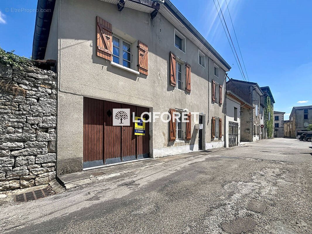 Maison à vendre, 90m², Saint-Amour