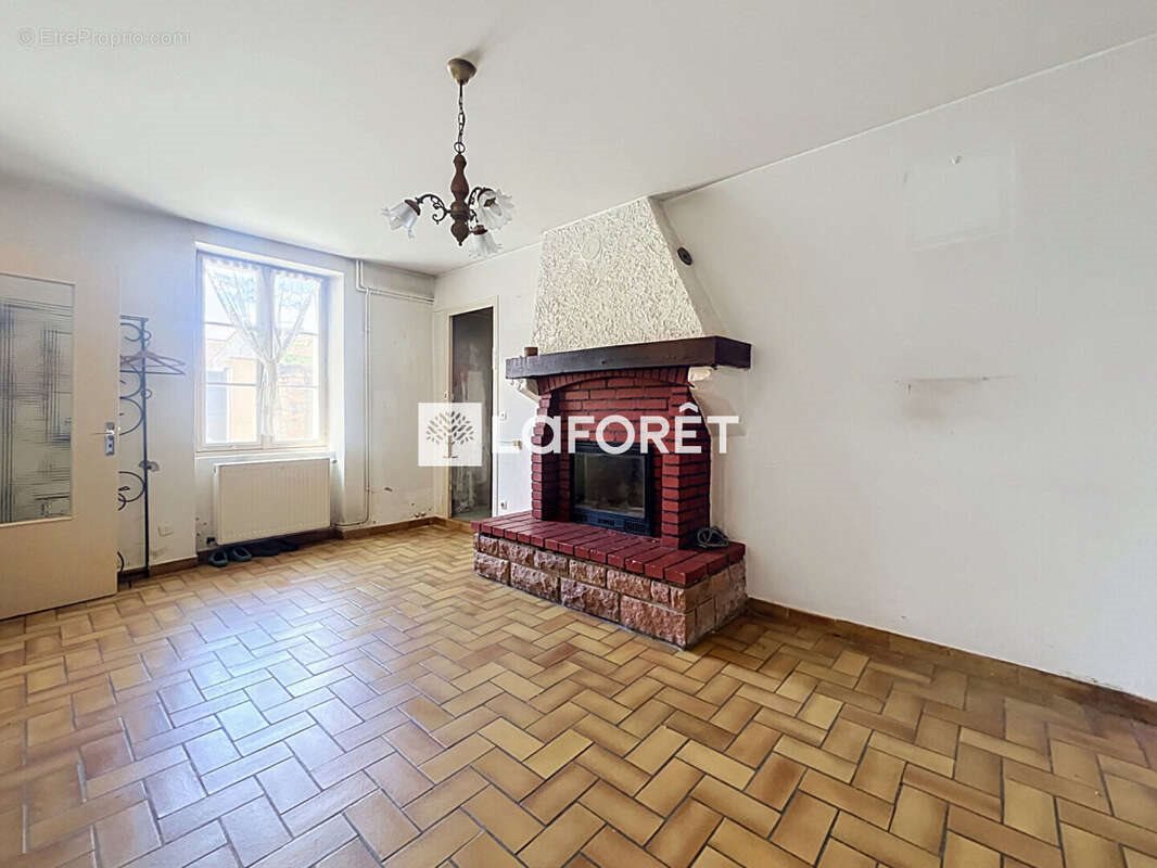 Maison à vendre, 90m², Saint-Amour