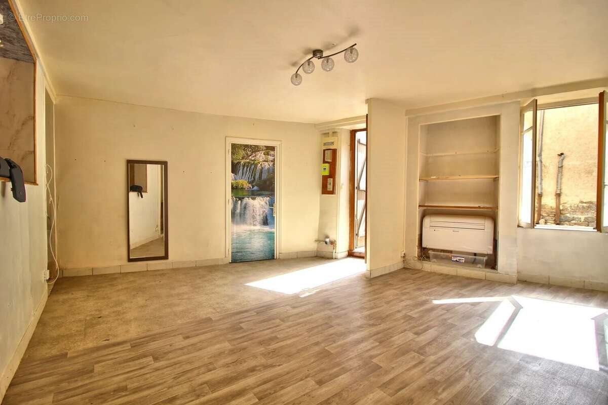 Maison à vendre, 57m², Vitteaux