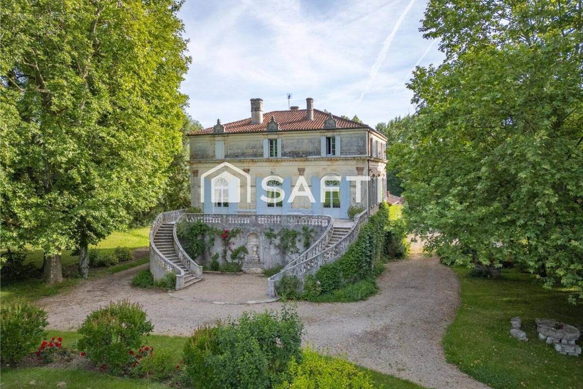 Maison à vendre, 250m², Pujols