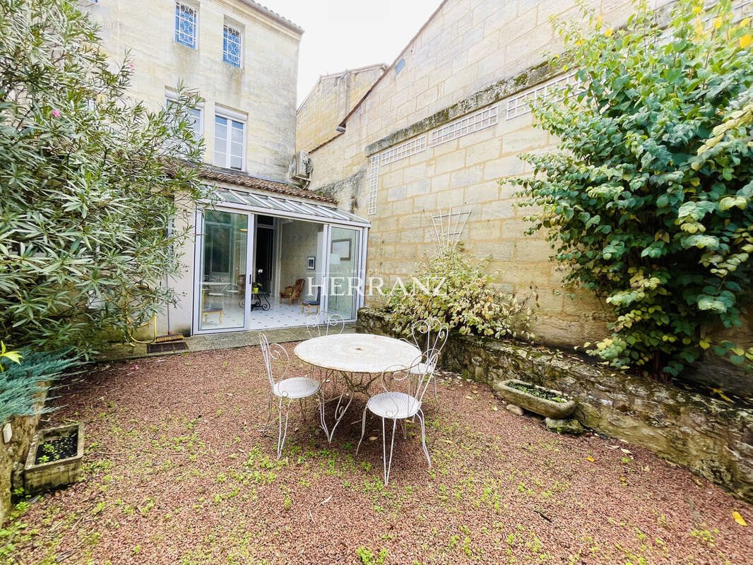Maison à vendre, 208m², Libourne