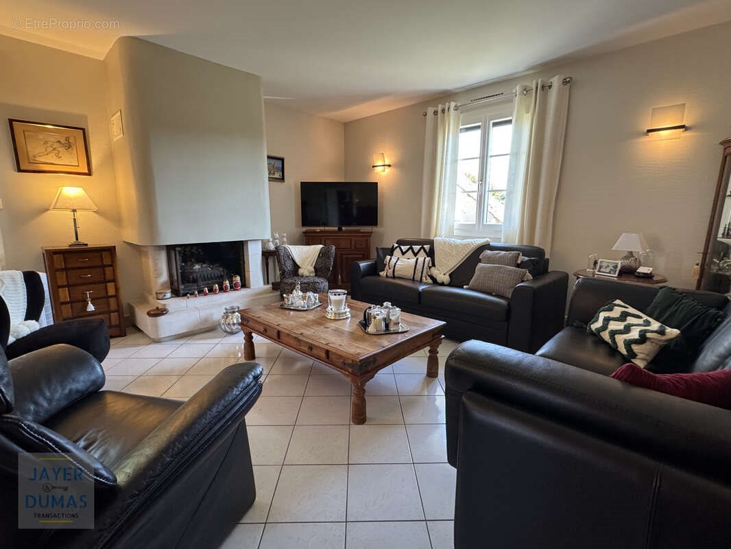 Maison à vendre, 167m², Châtenoy-le-Royal