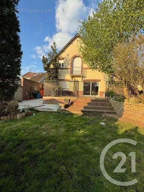 Maison à vendre, 170m², Saint-Quentin