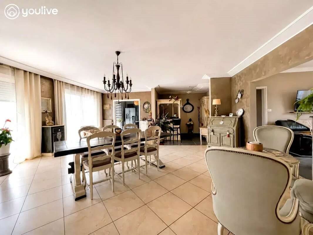 Maison à vendre, 212m², La Roche-sur-Yon