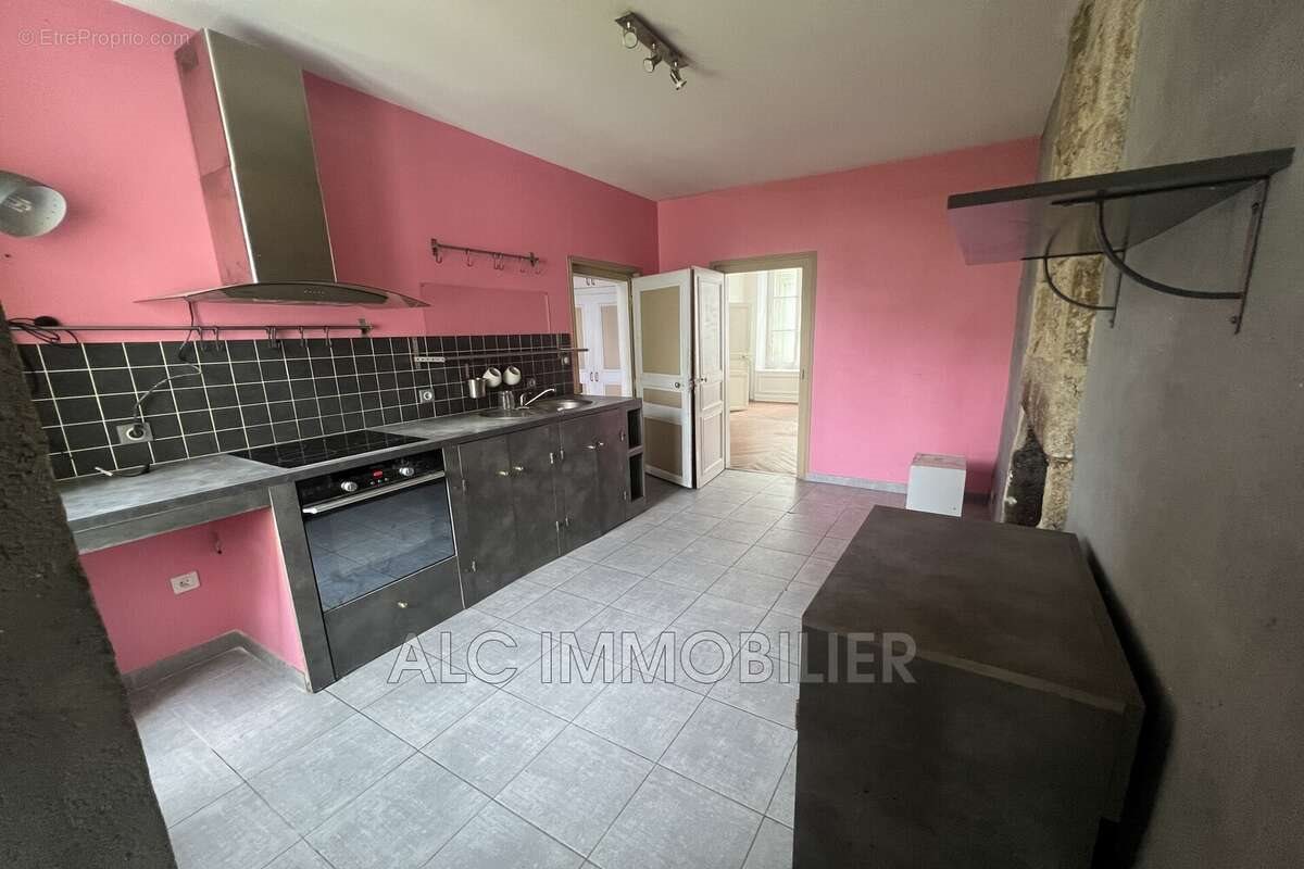 Maison à vendre, 224m², Alençon