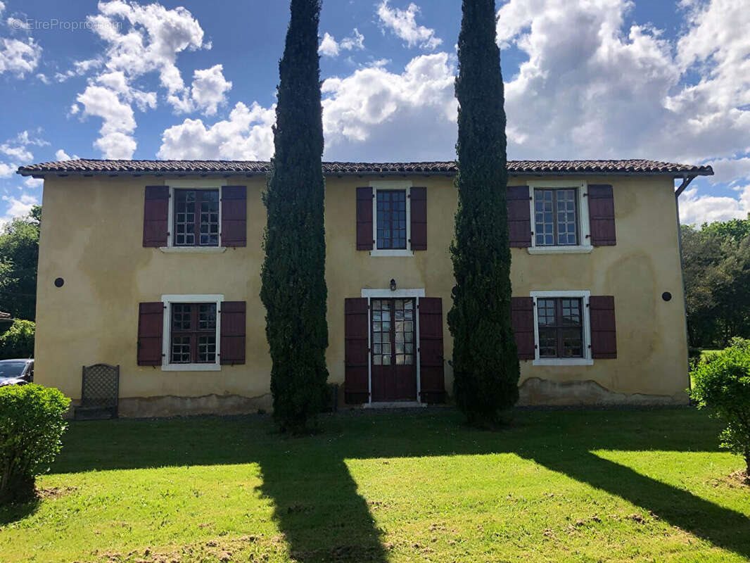 Maison à vendre, 265m², Coudures