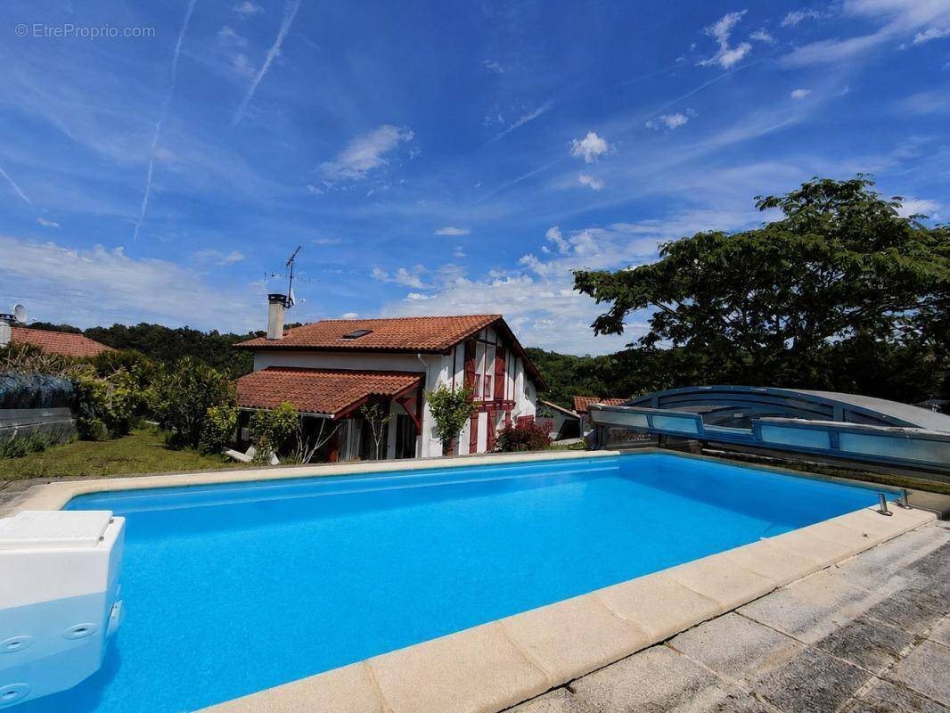 Maison à vendre, 108m², Mouguerre