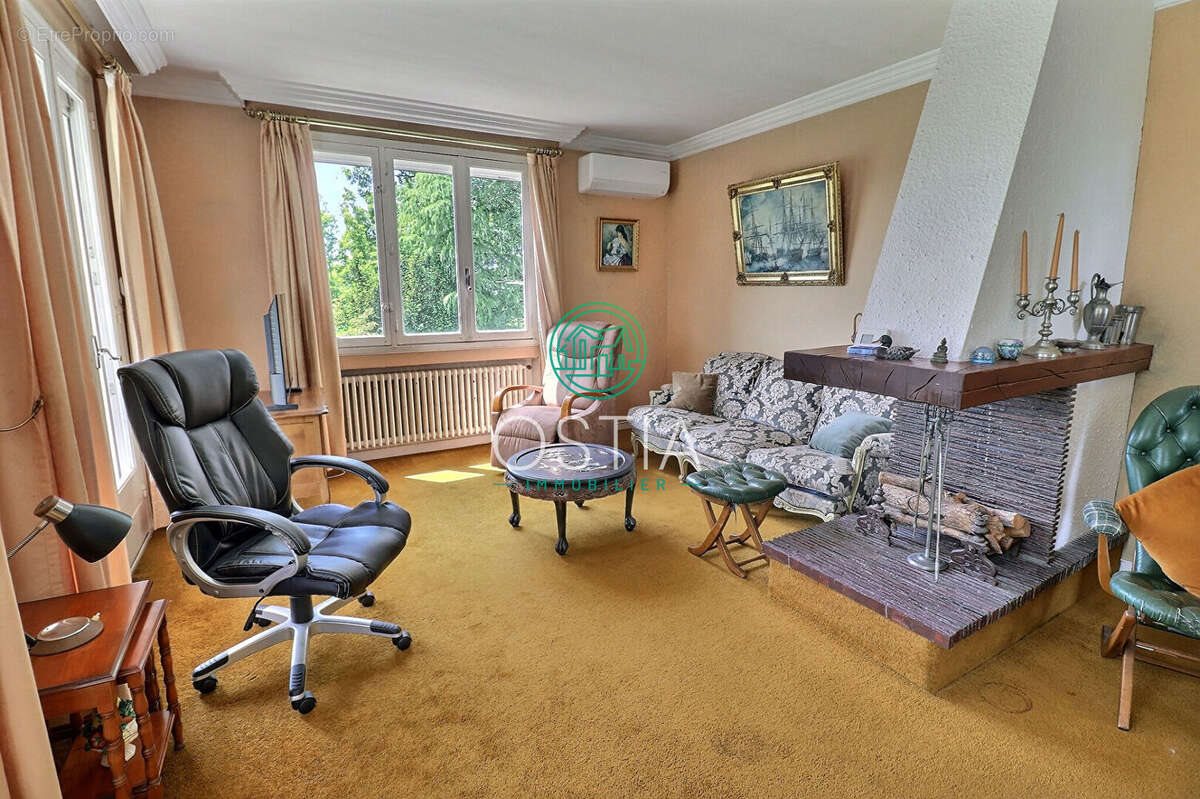 Maison à vendre, 150m², Rive-de-Gier