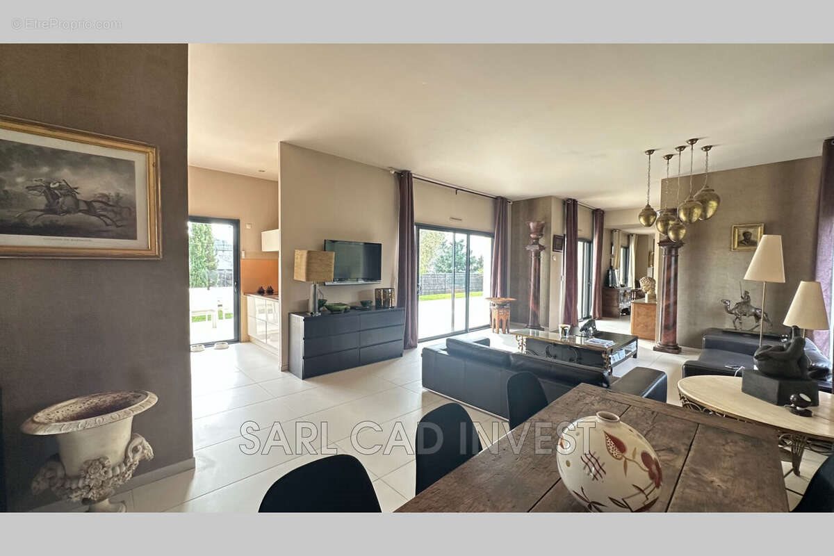 Maison à vendre, 150m², Saint-Cyr-sur-Loire