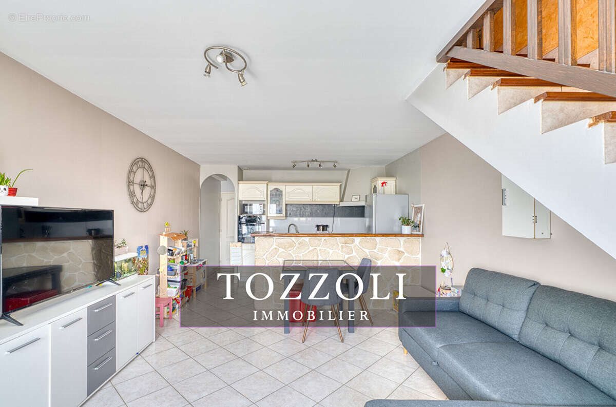 Appartement à vendre, 68m², Saint-Georges-d'Espéranche