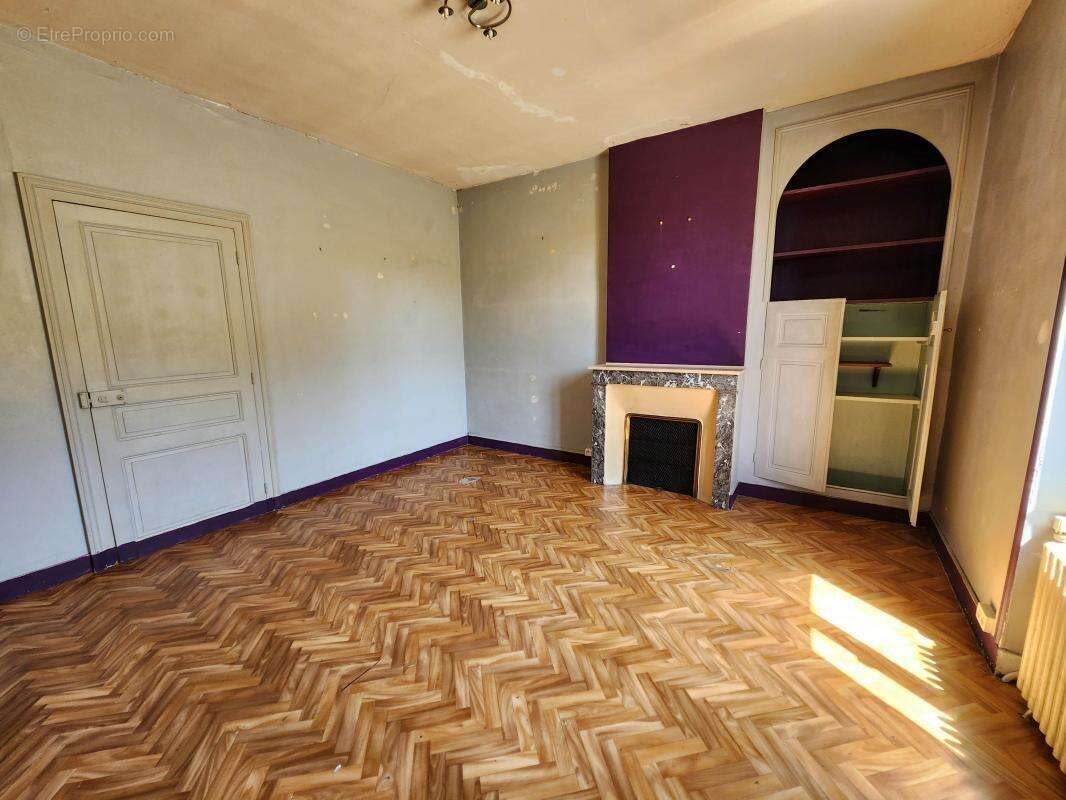 Maison à vendre, 75m², Cormenon