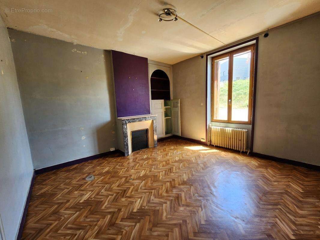 Maison à vendre, 75m², Cormenon