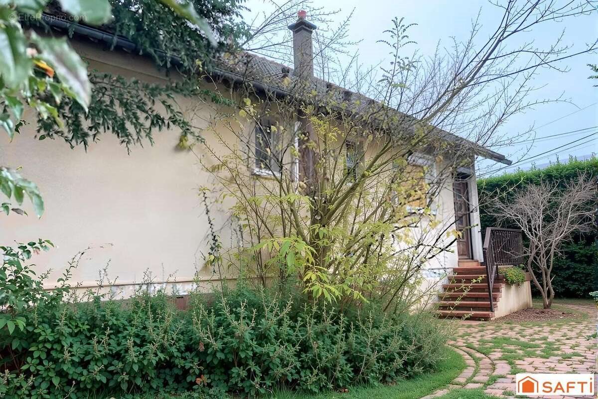 Maison à vendre, 97m², Maisse