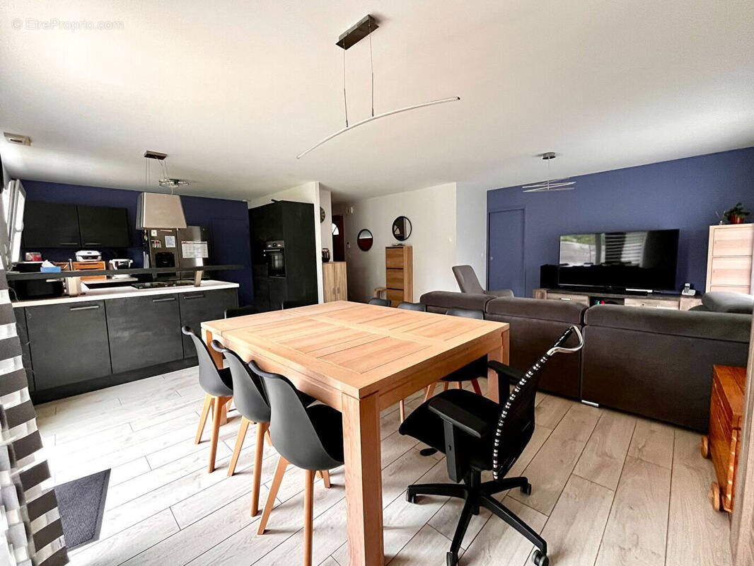 Maison à vendre, 96m², Sainte-Pazanne