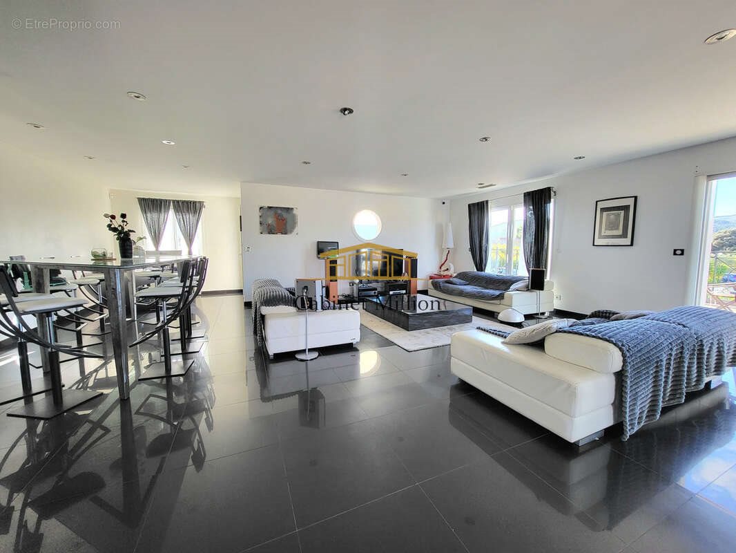 Maison à vendre, 209m², Vic-la-Gardiole