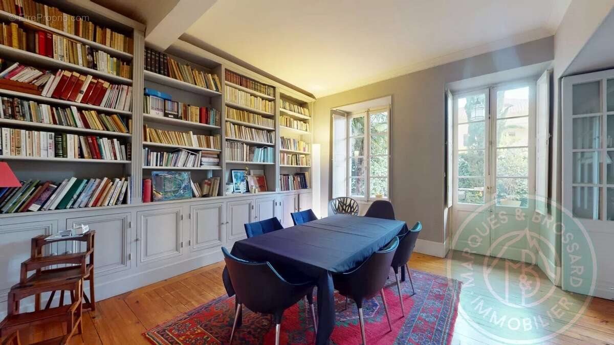 Maison à vendre, 272m², Tarbes