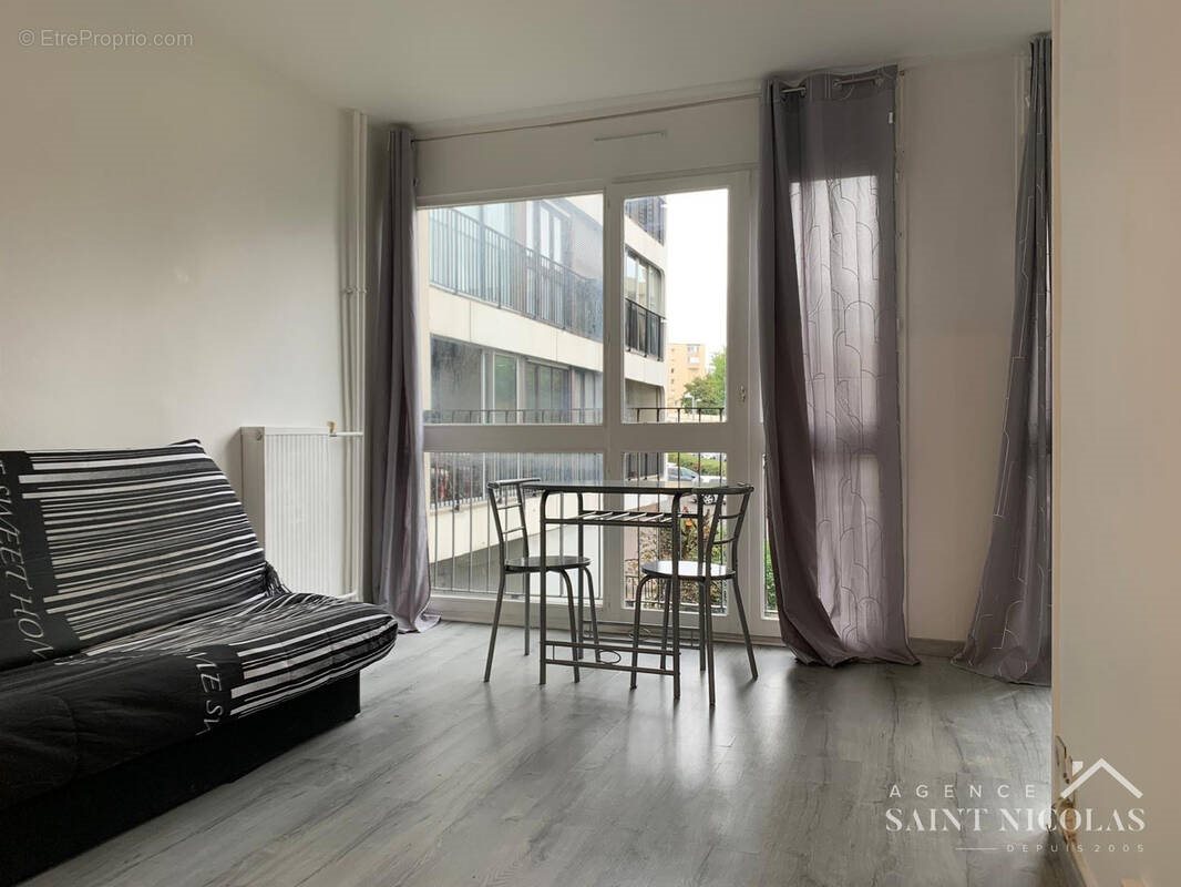 Appartement à vendre, 30m², Les Mureaux