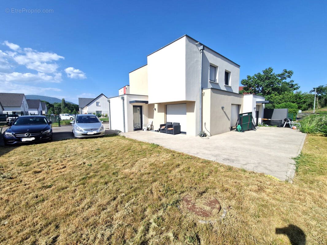 Maison à vendre, 122m², Cernay