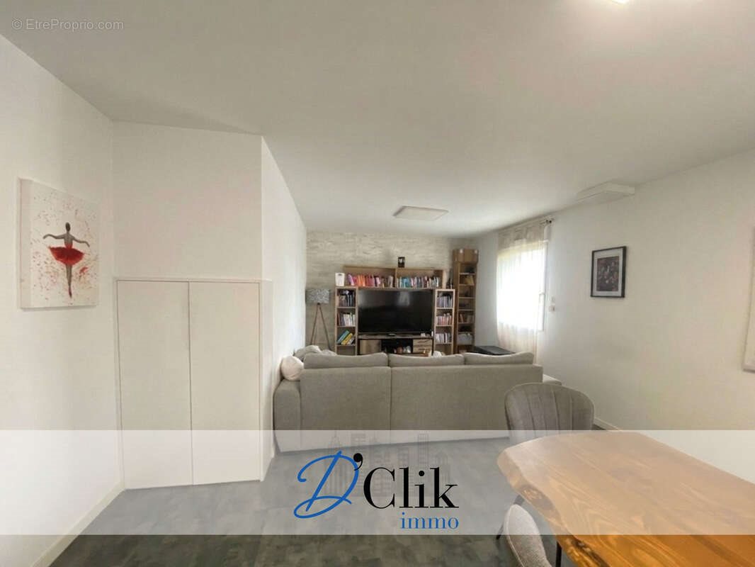 Maison à vendre, 124m², Laval