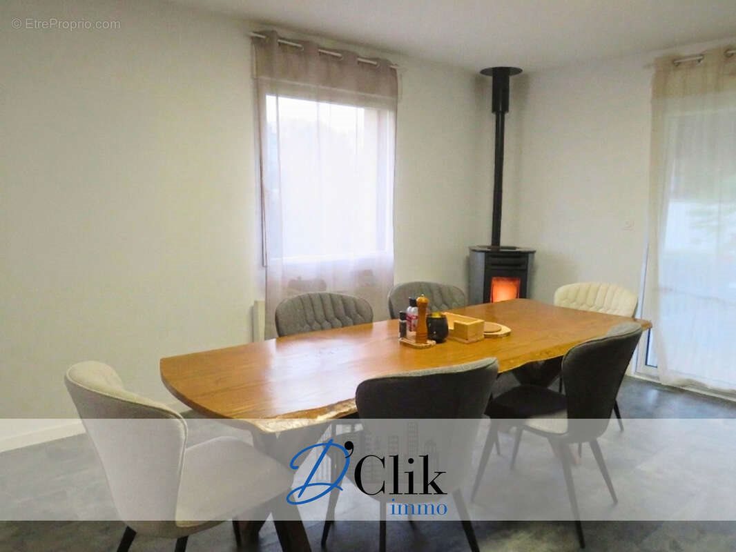 Maison à vendre, 124m², Laval