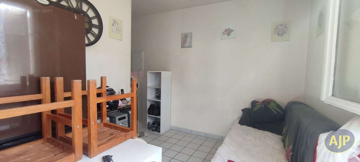 Appartement à vendre, 17m², Saintes