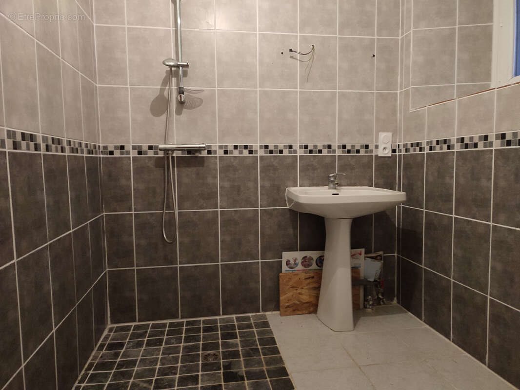 Maison à vendre, 62m², Lanrelas