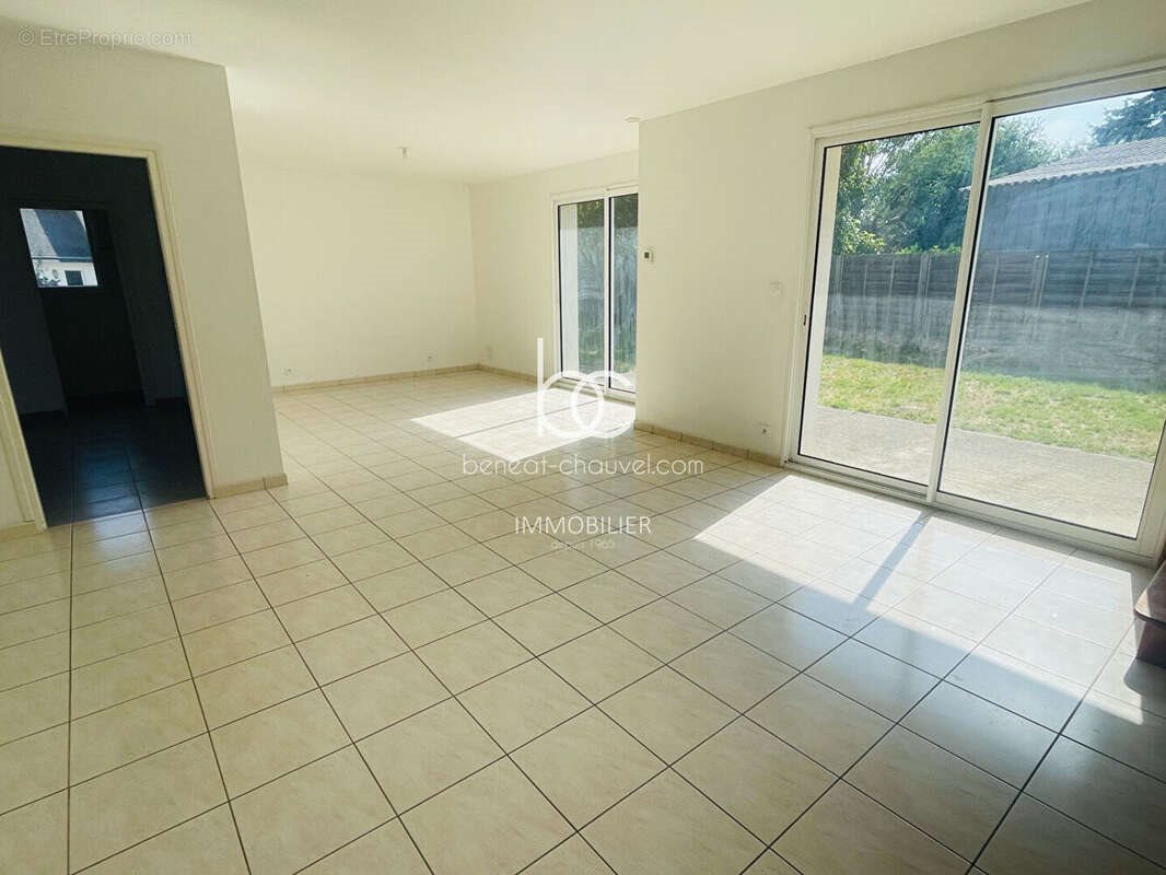 Maison à vendre, 130m², Surzur