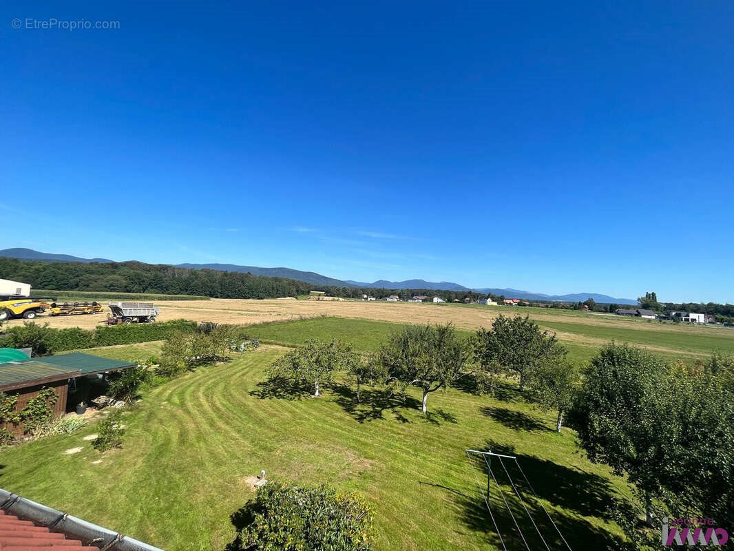 Maison à vendre, 160m², Angeot