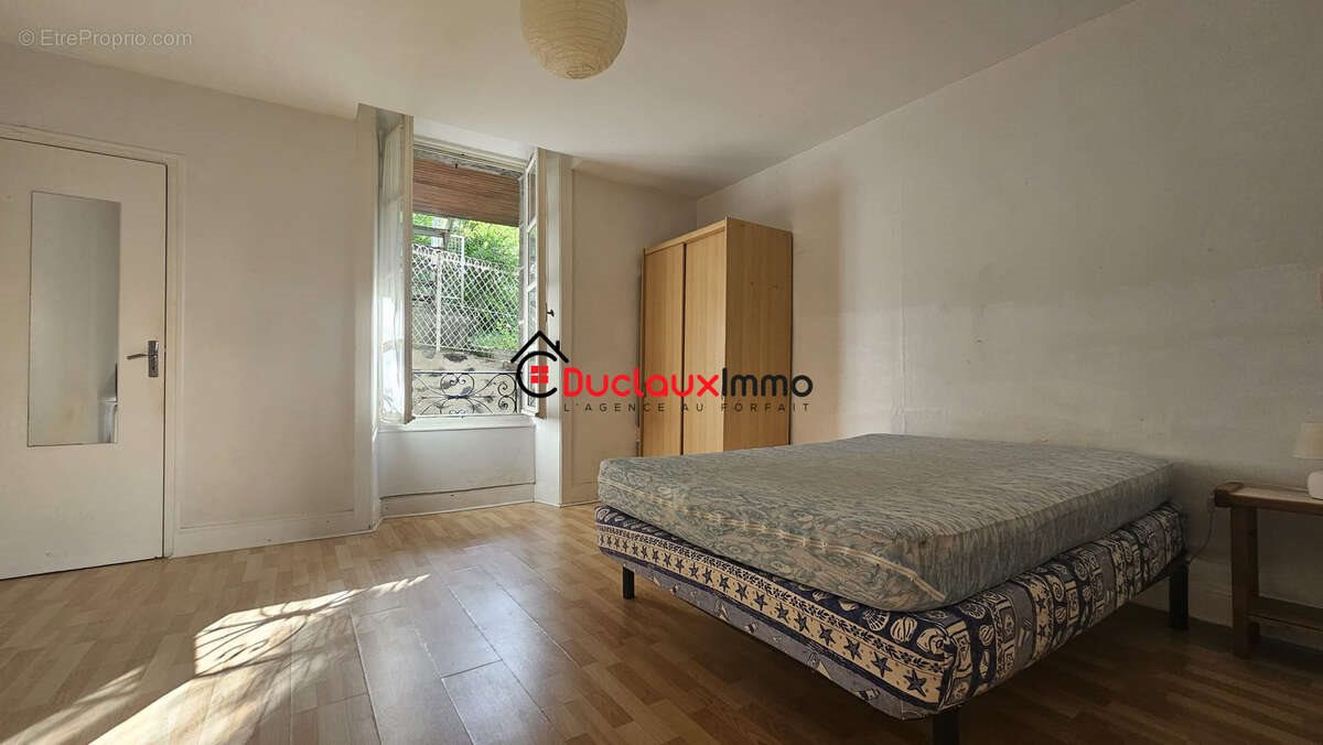 Appartement à vendre, 269m², Aurillac