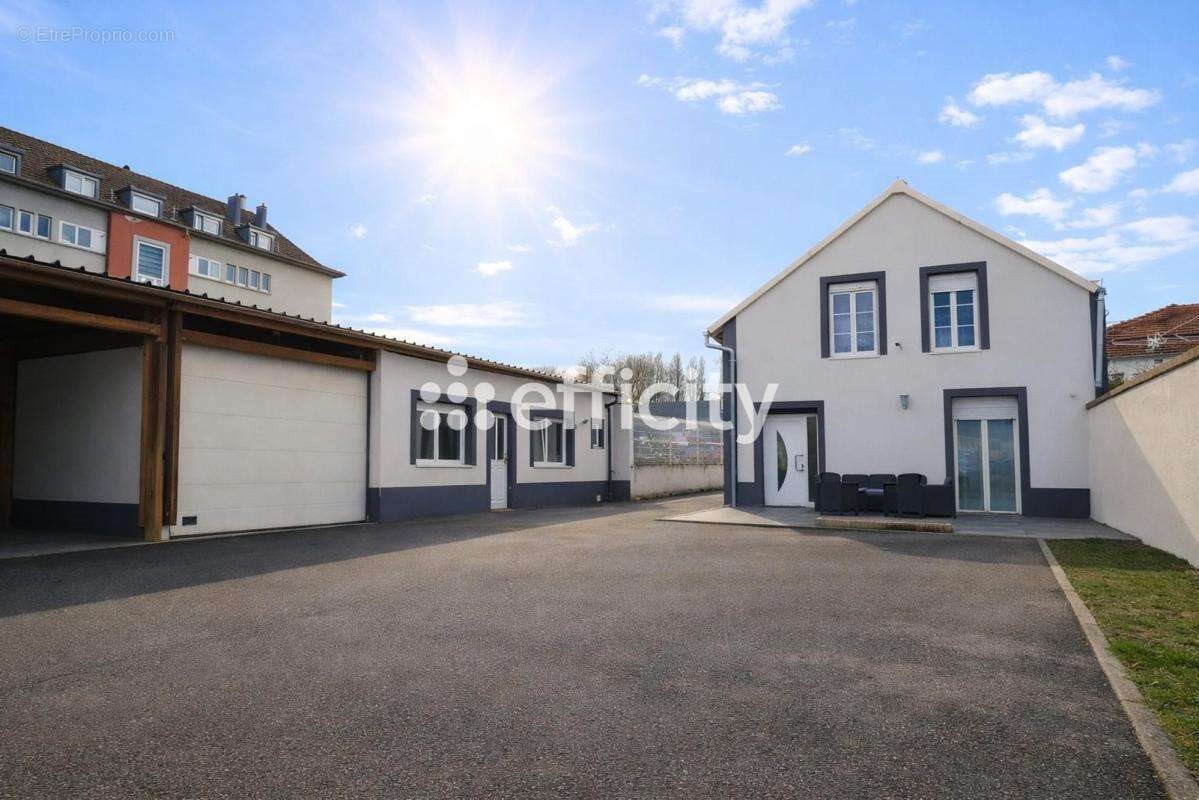 Appartement à vendre, 270m², Mulhouse